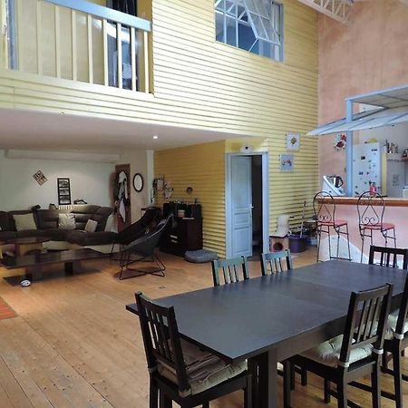 Duplex Avec Terrasse Tropezienne Apartment Pezenas Bagian luar foto