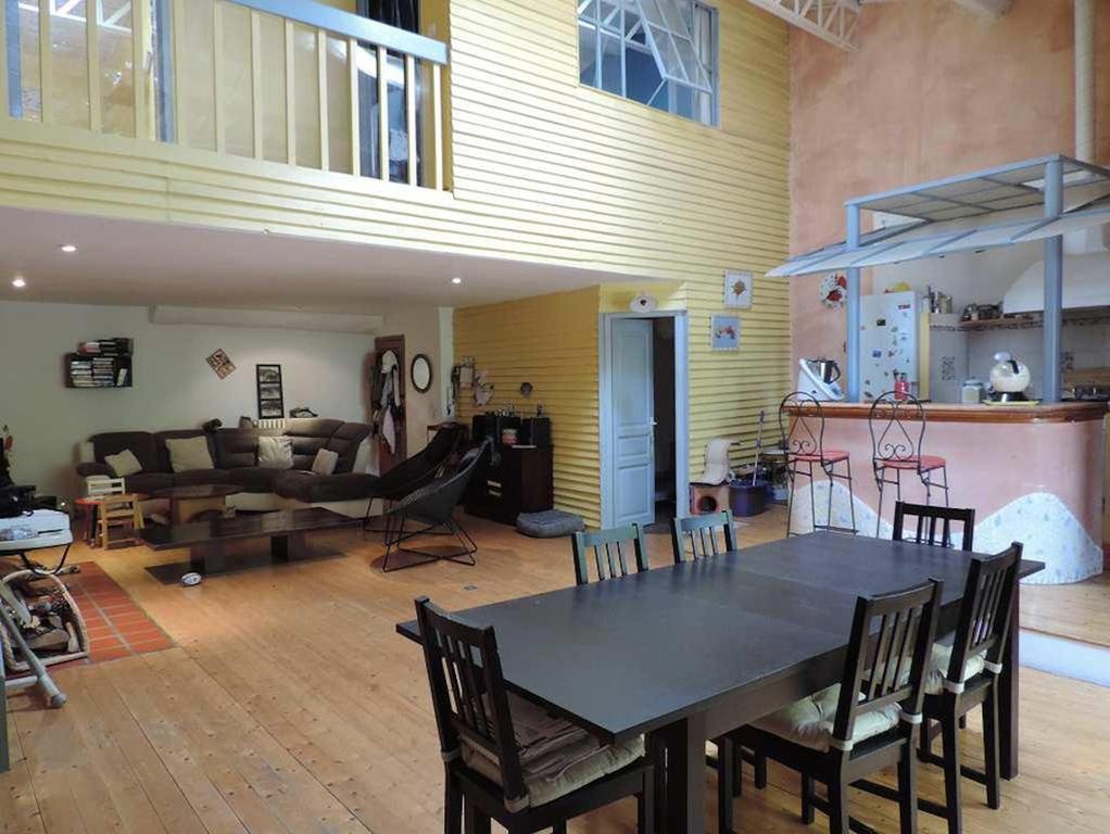 Duplex Avec Terrasse Tropezienne Apartment Pezenas Bagian luar foto